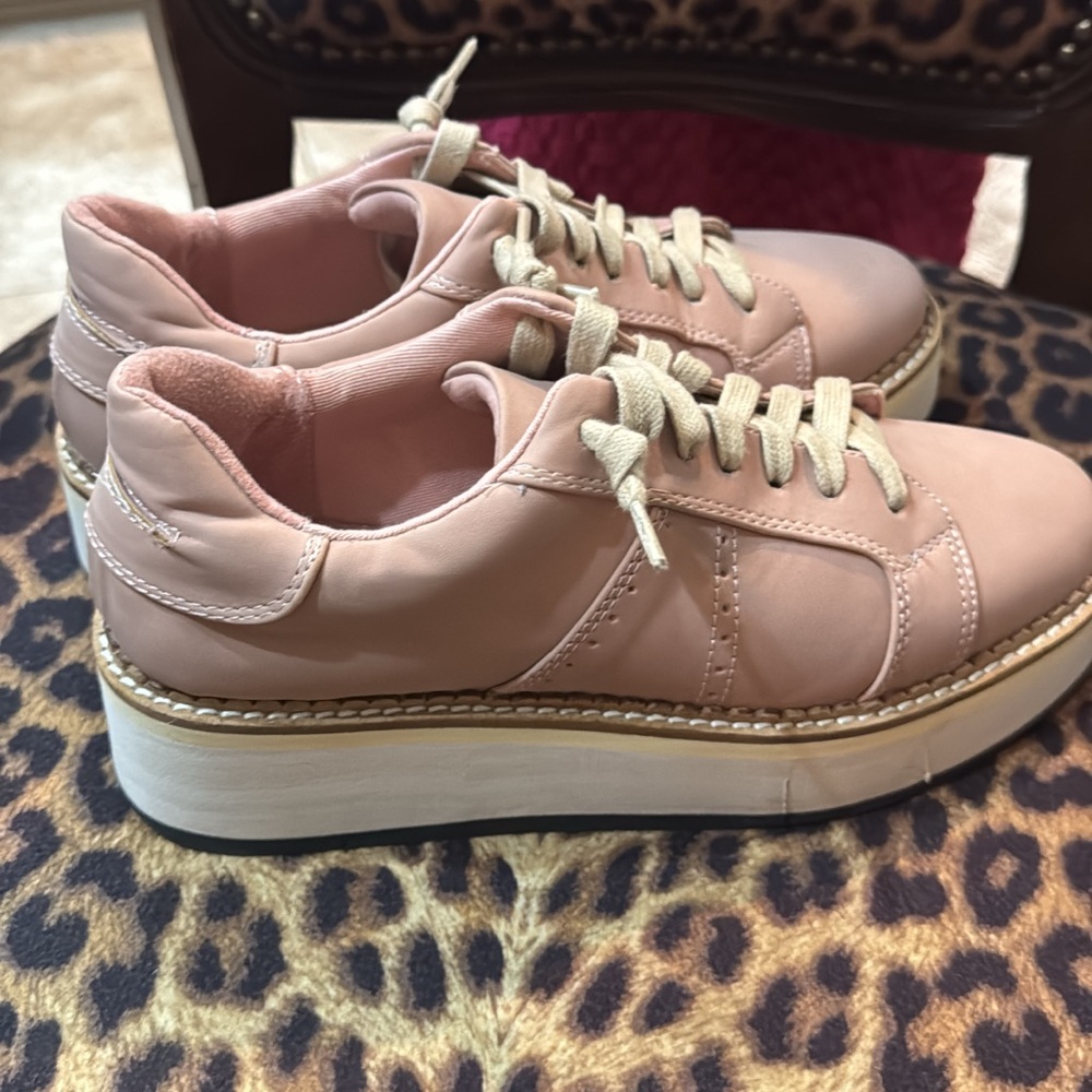 Shu shop Mauve Sneakers